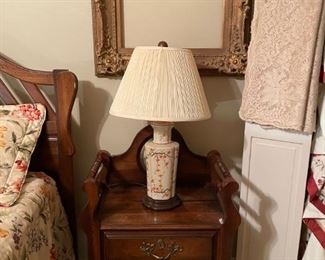 NIGHT STAND, ORIENTAL LAMP AND 1 OF 3 ORNATE LARGE PICTURE FRAMES