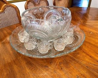 EAPG SLEWED HORSESHOE RADIANT DAISY PUNCH BOWL, UNDERPLATE, CUPS AND GLASS LADLE