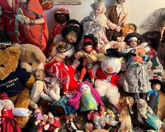 Collection of Dolls, sold individually 