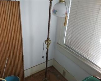 floor lamp
