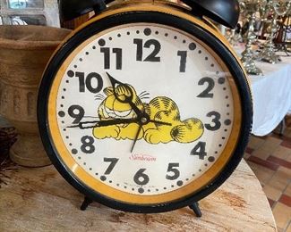 Extra Large Garfield Clock