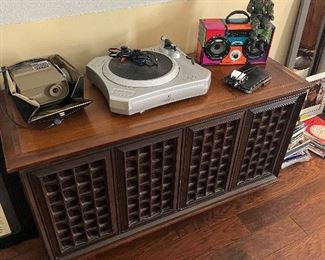 Console stereo with cassette recorder built in