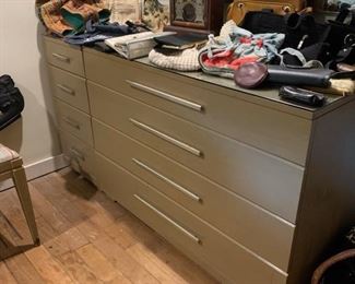 Mengel- Bedroom set,