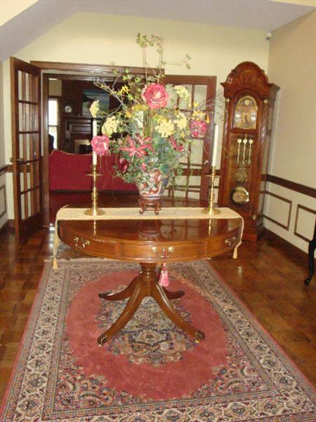 The Family is keeping the Grandfather Clock