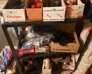 Tons of Ladies Vintage and Current Clothing, Shoes, Purses, Belts, Scarves, Gloves, Hats, etc.