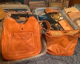 Tons of Ladies Vintage and Current Clothing, Shoes, Purses, Belts, Scarves, Gloves, Hats, etc.