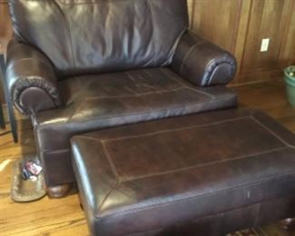 Chair & ottoman - Leather