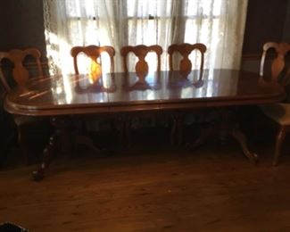 Dining table with 6 chairs