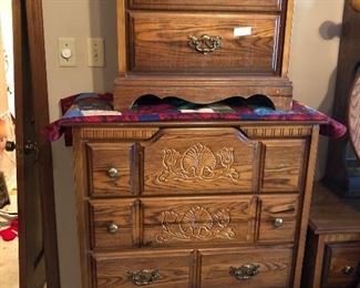 Dresser & night stand to bedroom set