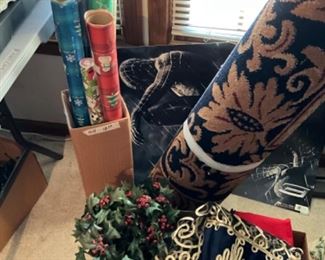 Rugs & more Christmas