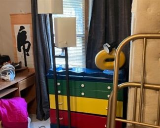 Multi color chest, lamps, posters, light