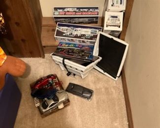 Toys & miscellaneous 