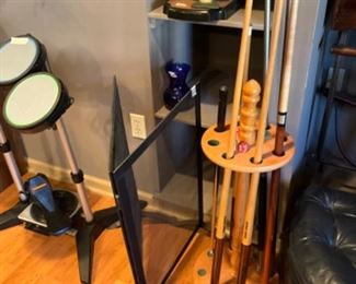 Billiard accessories with stand 