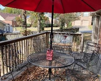 Patio table & umbrella 
