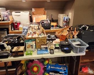 Upstairs -  more decor, games & miscellaneous 