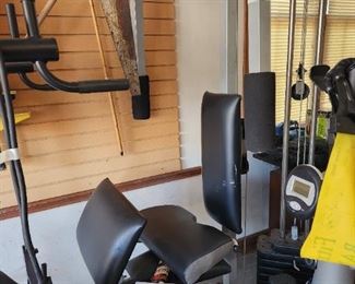 Garage - gym equipment