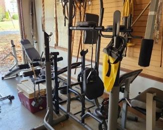 Garage - gym equipment