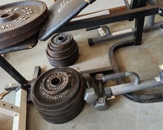 Garage - gym equipment
