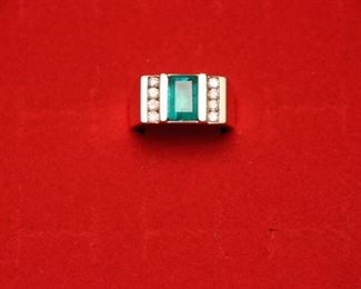 14kt Gold (2.25kt) Emerald/Diamond Ring
