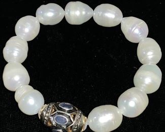 Baroque Pearl Bracelet w Sterling Sapphire Bead
