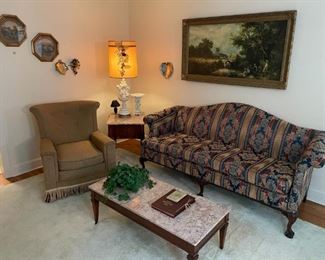 Sofa's, Chairs and Tables