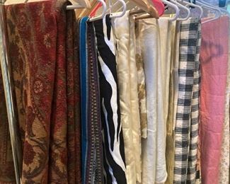 Runners, table cloths, quilts