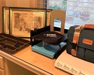 Office supplies; Canon camera case