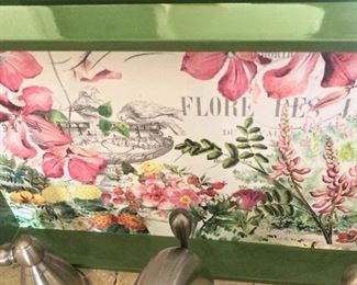 Floral tray