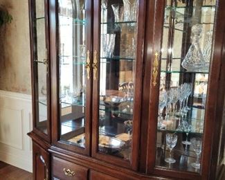Thomasville China hutch