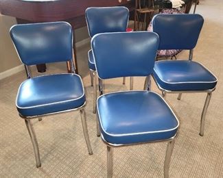 Set of 4 mid-century kitchen chairs 