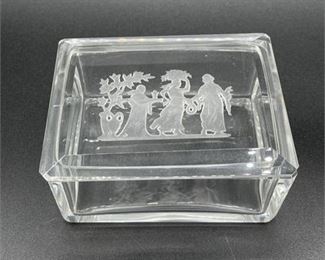 Lot 294
Heinrich Hoffman "Three Graces" Crystal Intaglio Vanity Box