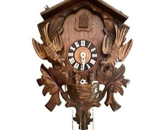Lot 023
Vintage Black Forest Carved Cuckoo Clock