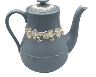 Lot 266
Wedgwood Queensware Coffee Pot