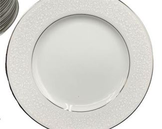 Lot 324
Crown Victoria, "Empress" Bread & Butter Plates