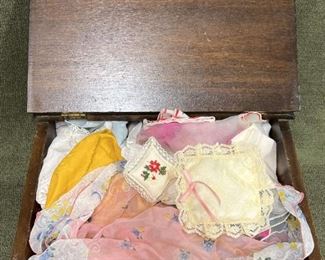Artwood hinged box with handkerchiefs