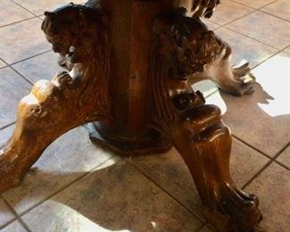 BASE OF TIGER OAK BREAKFAST TABLE WITH CLAW FEET
