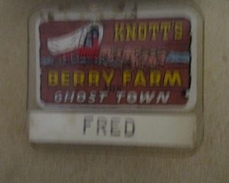 Vintage Knotts Berry Farm badge