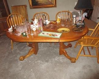 Vintage oak table with leaves