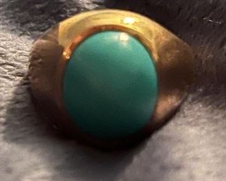 Gorgeous Persian turquoise ring in 14K rose gold circa 1930