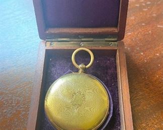 Antique Swiss 18K yellow gold pocket watch by James Bonnet Neuchatel, engine turned hunter case and original enamel dial, 15 jewel movement, circa 1840.