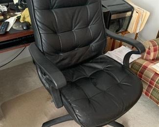 Office Chair $ 40.00