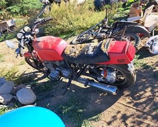 Kawasaki $300