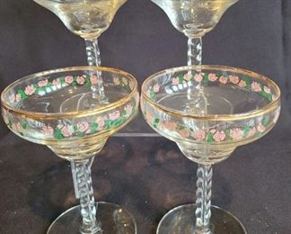 Floral Coupe Champagnes