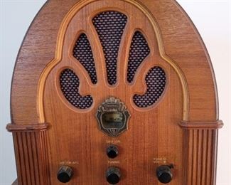 Thomas Collector's Radio