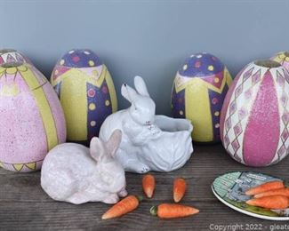 Large Eggs Bunny Figurines Carrots with Plate