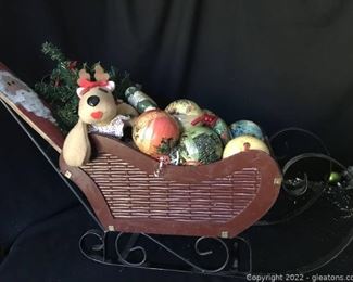 Victorian Sleigh with Ornaments Santa Slat Reindeer Rhonda