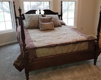 Queen four-poster bed