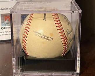 Signed JACKIE ROBINSON Baseball with PSA COA (8.5) with Original Box and Provenance Letter