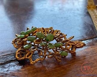 18K GOLD and JADE Brooch