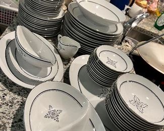 Style house China set